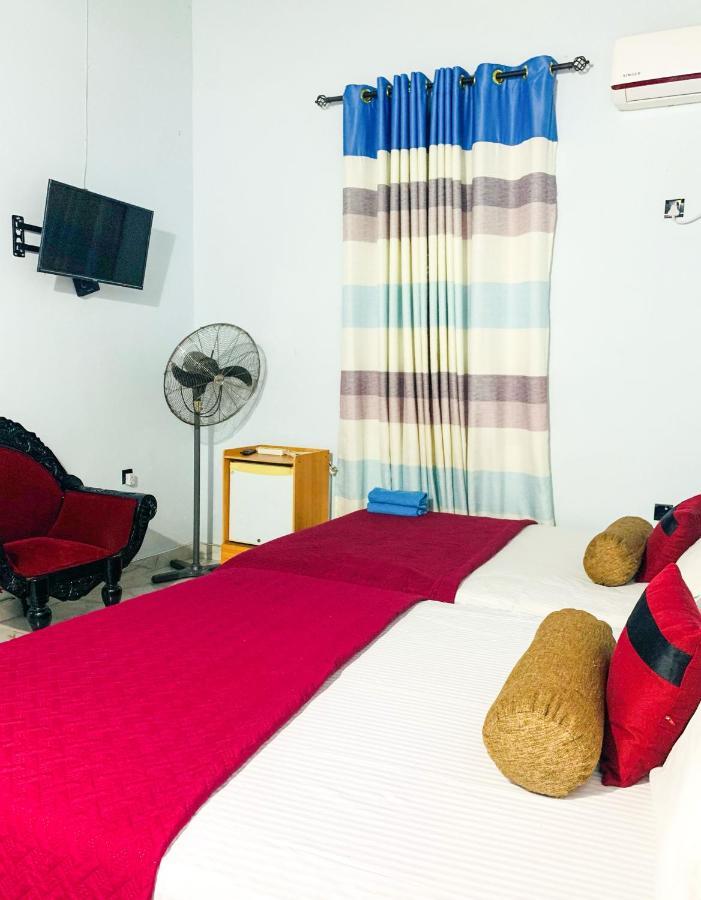 Marathona Tourist Resort - Anuradhapura Eksteriør bilde