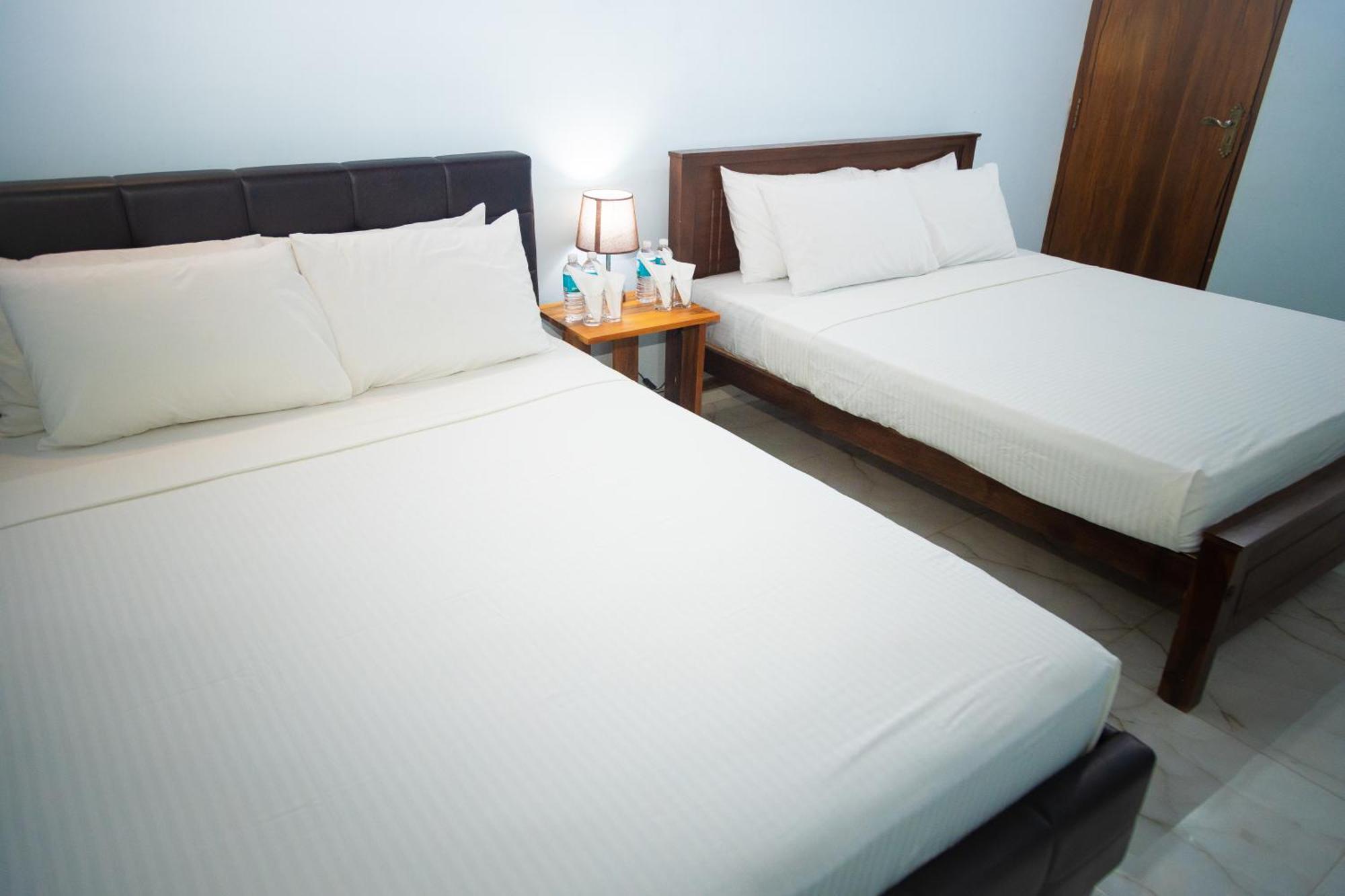Marathona Tourist Resort - Anuradhapura Eksteriør bilde