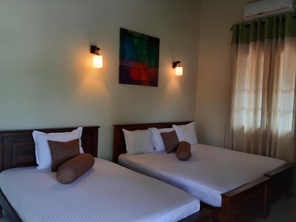 Marathona Tourist Resort - Anuradhapura Eksteriør bilde